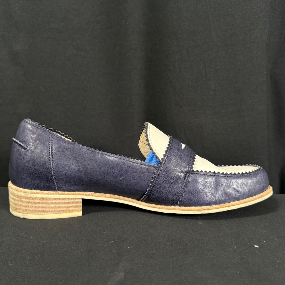 Vintage Stuart Weitzman Spectator Penny Loafers Two Tone Leather Spain Women 9 M - Picture 15 of 16